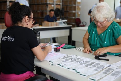 Preparação de aproximadamente 7 mil urnas em Sergipe